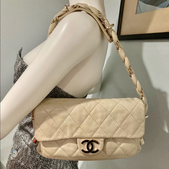 **Rare** Chanel Beige Leather Lady Braid Flap Bag - Picture 3 of 9